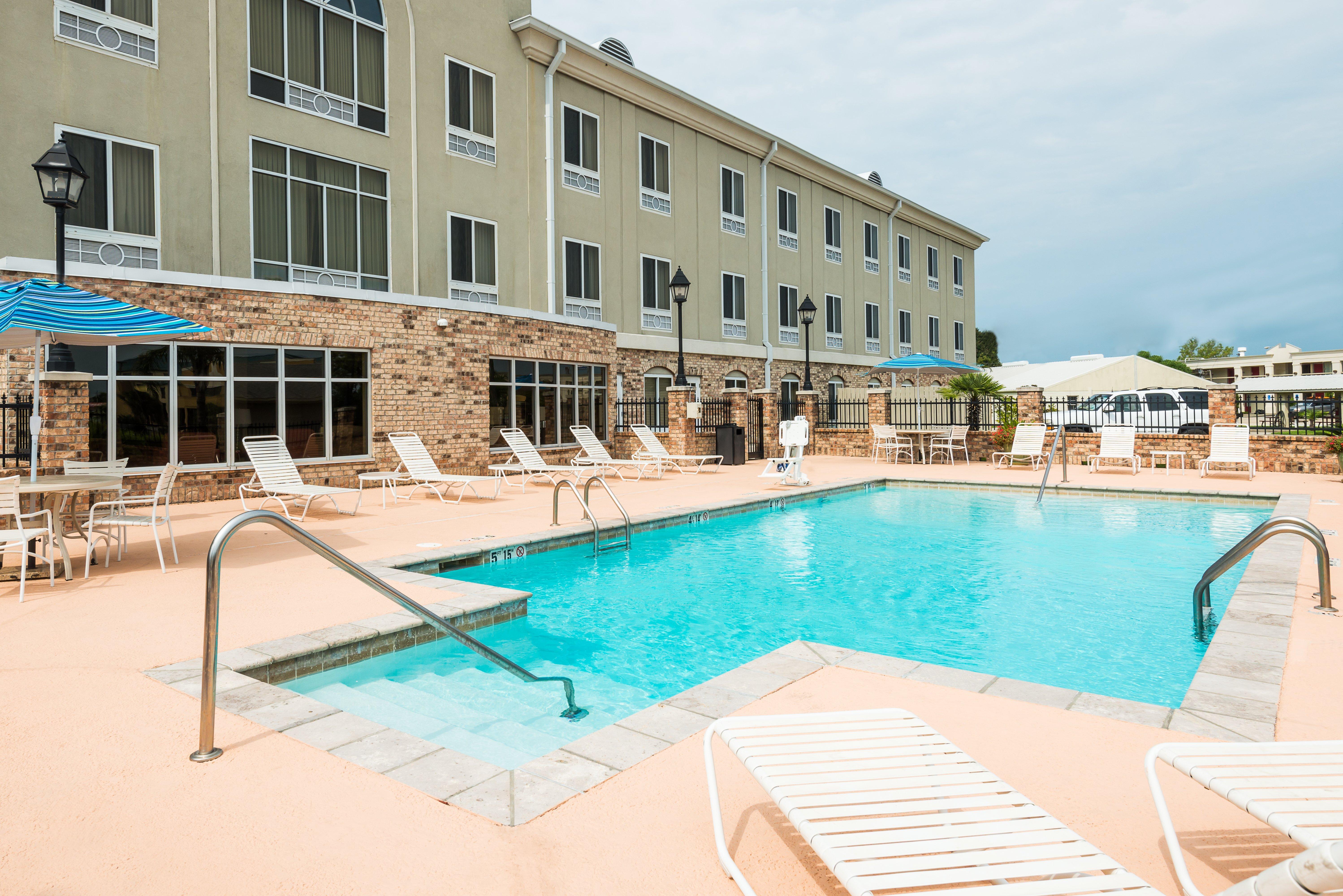 Holiday Inn Express Hotel & Suites New Iberia - Avery Island By Ihg Dış mekan fotoğraf