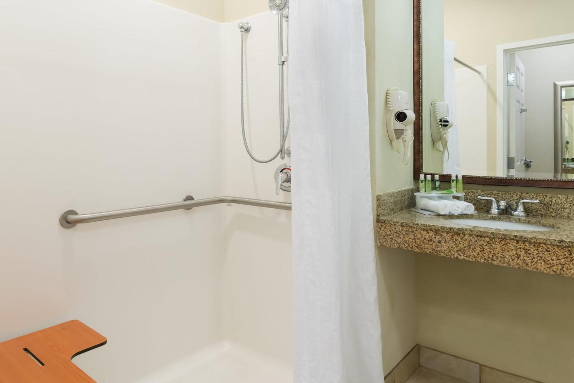Holiday Inn Express Hotel & Suites New Iberia - Avery Island By Ihg Dış mekan fotoğraf